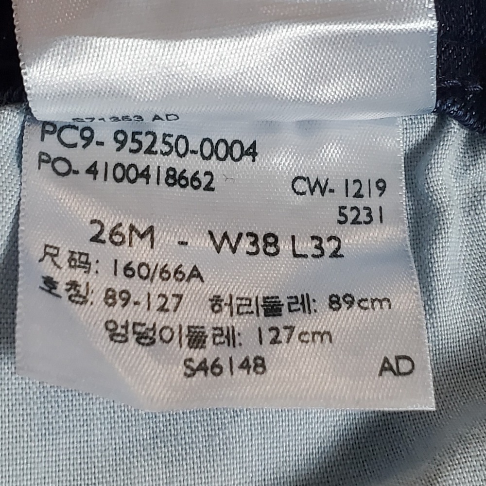 Levis Strauss Signature Women's Jeans  Size 26 Mid Rise Boot Cut SeeMeasurements - Picture 16 of 16